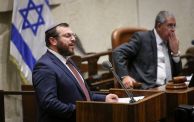 وزير إسرائيلي: سنقتل عائلة فلسطينية مقابل كل صاروخ يسقط علينا من غزة 