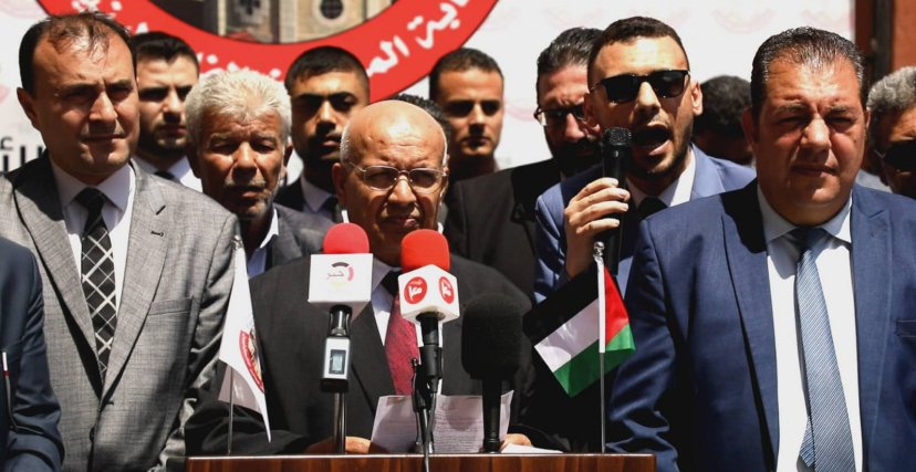 محامو غزة غاضبون من الاعتداء على زميلهم داخل قصر العدل 