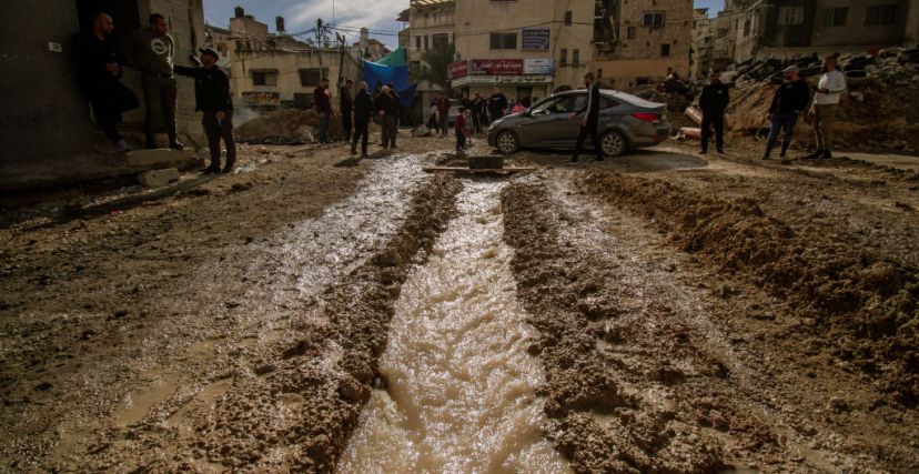 تدمير البنية التحتية في مخيم نور شمس إثر أحد اقتحامات الشهر الحالي | تصوير وهاج بني مفلح، غيتي ايميجز