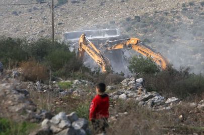 الهدم الإسرائيلي في كفر الديك غرب سلفيت صباح اليوم (Nedal Eshtayah/ Getty Images)