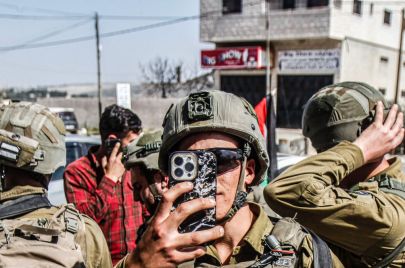 جنود الاحتلال في بلدة حوارة جنوب نابلس - Nasser Ishtayeh/ Getty Images