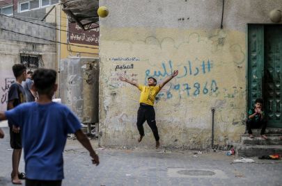 أطفال يلهون في مخيم جباليا - Mahmoud Issa/ Getty Images